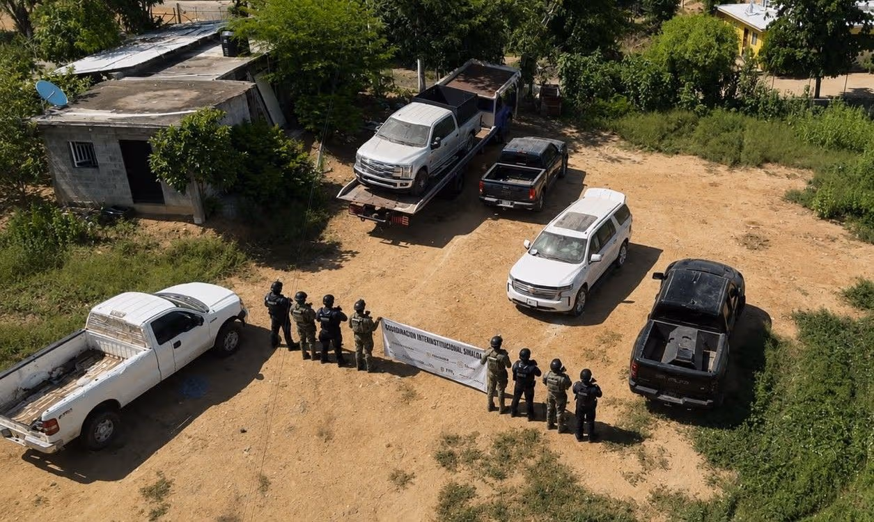 El personal naval localizó los automotores abandonados durante recorridos de vigilancia desarrollados en el poblado de Sanalona.