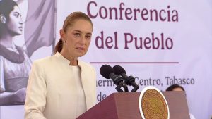 La presidenta Claudia Sheinbaum encabeza su conferencia matutina desde el estado de Tabasco para detallar los avances en materia económica.