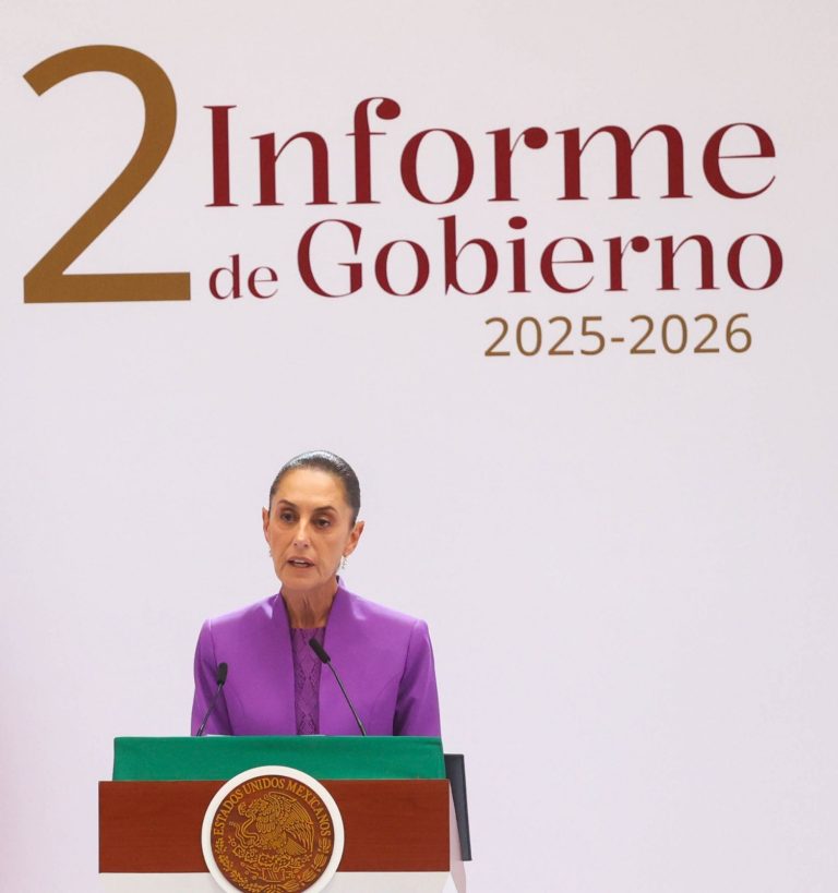 La presidenta destaco el rol historico de las mujeres en las decisiones de la Republica durante su mensaje en Palacio Nacional.