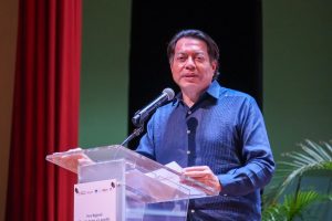La gobernadora Mara Lezama y el secretario Mario Delgado encabezaron la clausura del Foro Regional Sur-Sureste en Chetumal.