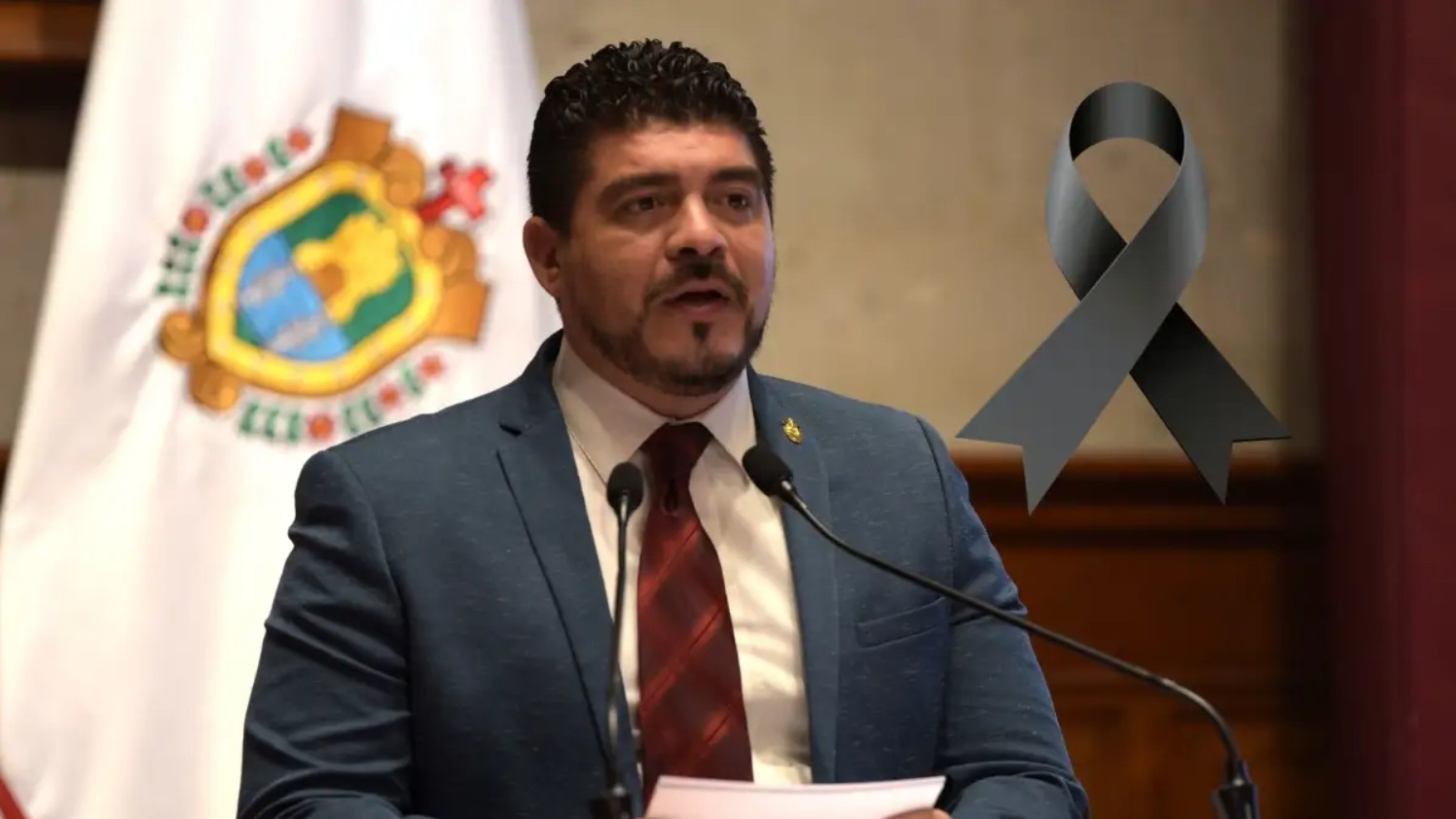 Elementos policiales y periciales acordonaron la zona en Puente Nacional para realizar el levantamiento de indicios.