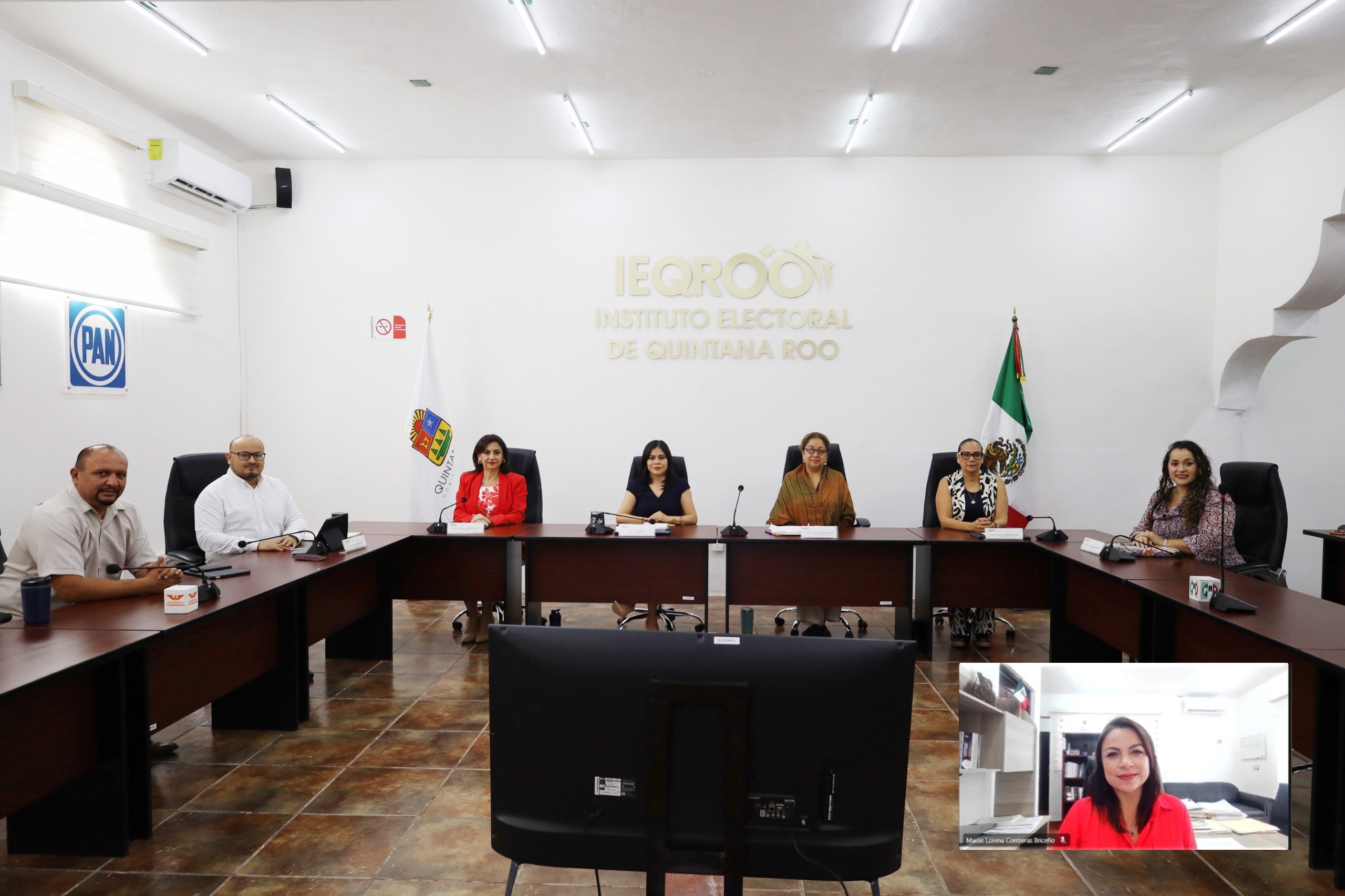 Sesión del Consejo General del IEQROO donde se aprobaron los topes de gastos y financiamiento para los comicios venideros.