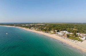 Las costas de Playa del Carmen albergan zonas de alto valor ambiental donde se proyectan complejos turísticos de gran magnitud.