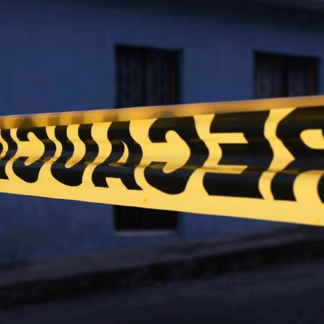Elementos de seguridad acordonaron la zona de la colonia Las Granjas tras la agresión armada.