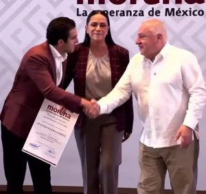 Rafael Marín acepta tercer lugar en encuesta de Morena y anuncia retiro