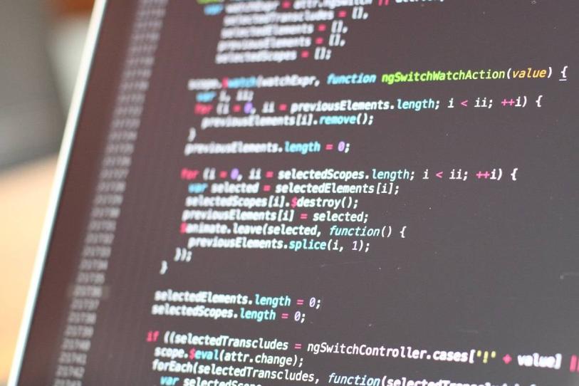 Gobiernos del mundo suspendieron plataformas digitales de manera preventiva para proteger la información de los usuarios.
