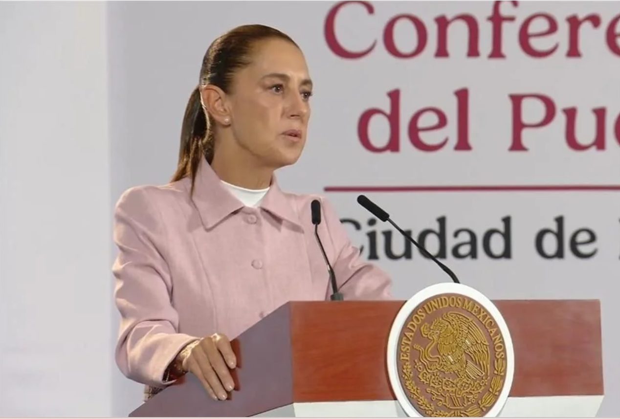 La Presidenta Claudia Sheinbaum durante su conferencia matutina en Palacio Nacional este martes.