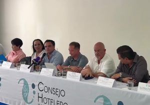 Cúpulas hoteleras y empresariales del país fijarán su posición ante el alza en los derechos aplicados a turistas internacionales.