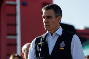 Pedro Sánchez anunció una investigación exhaustiva para esclarecer las causas del accidente ferroviario que dejó al menos 68 muertos en Toledo.