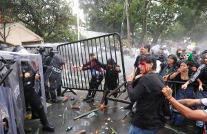 Abusos policiales en Jalisco: la CNDH inició investigaciones sobre las denuncias de agresiones contra manifestantes que protestaron por el agua contaminada.