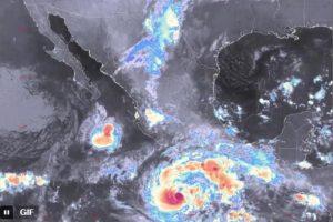 Huracán Trudy categoría 1: el ciclón presenta vientos máximos sostenidos de 120 kilómetros por hora y rachas de hasta 150 km/h.