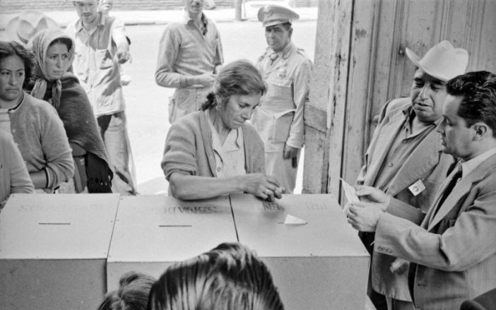 Autoridades del INE y del IEQROO participaron en la conmemoración de los 73 años del reconocimiento del voto de las mujeres en elecciones federales.